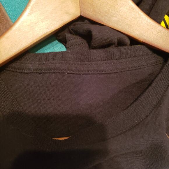 Nirvana Graphic Tee 2016 Merch - Picture 4 of 4